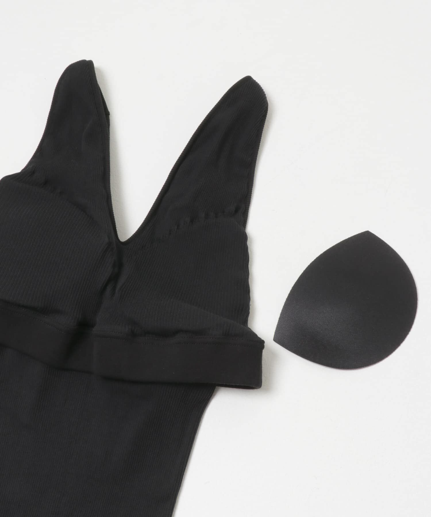 URBAN RESEARCH「HAKUJI　TWIST COTTON V-NECK TANK」|タンクトップ|