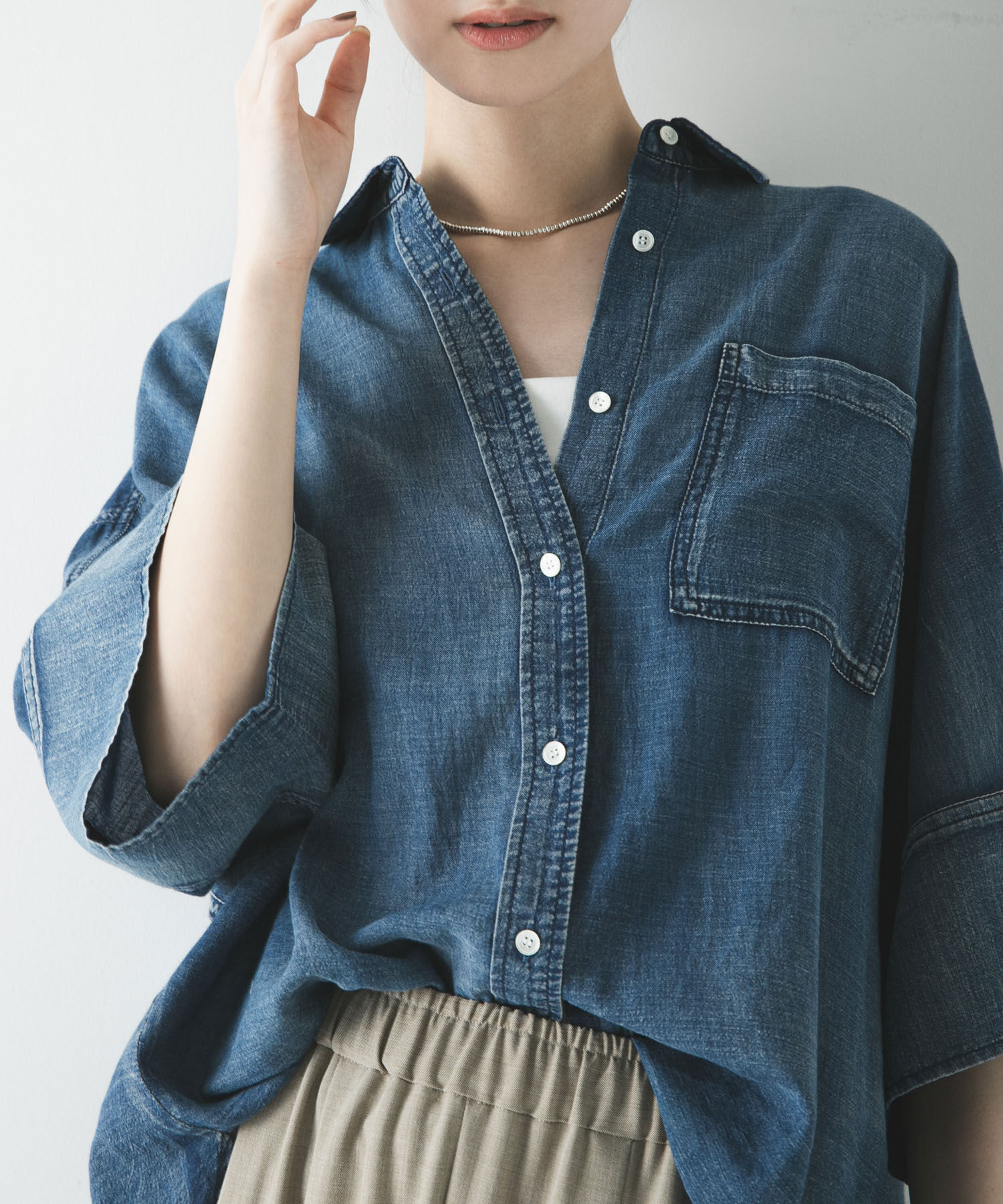 URBAN RESEARCH「ハーフスリーブシアーデニムシャツ」|シャツ・ブラウス|ブルー