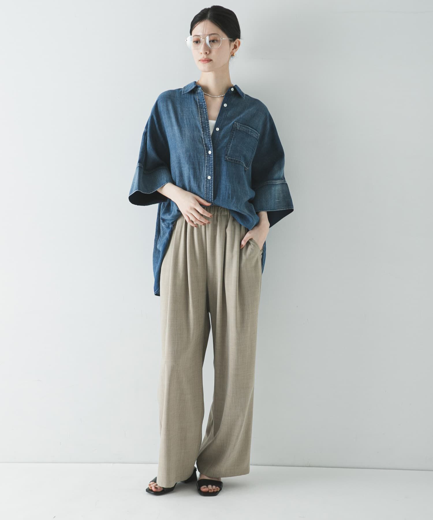 URBAN RESEARCH「ハーフスリーブシアーデニムシャツ」|シャツ・ブラウス|