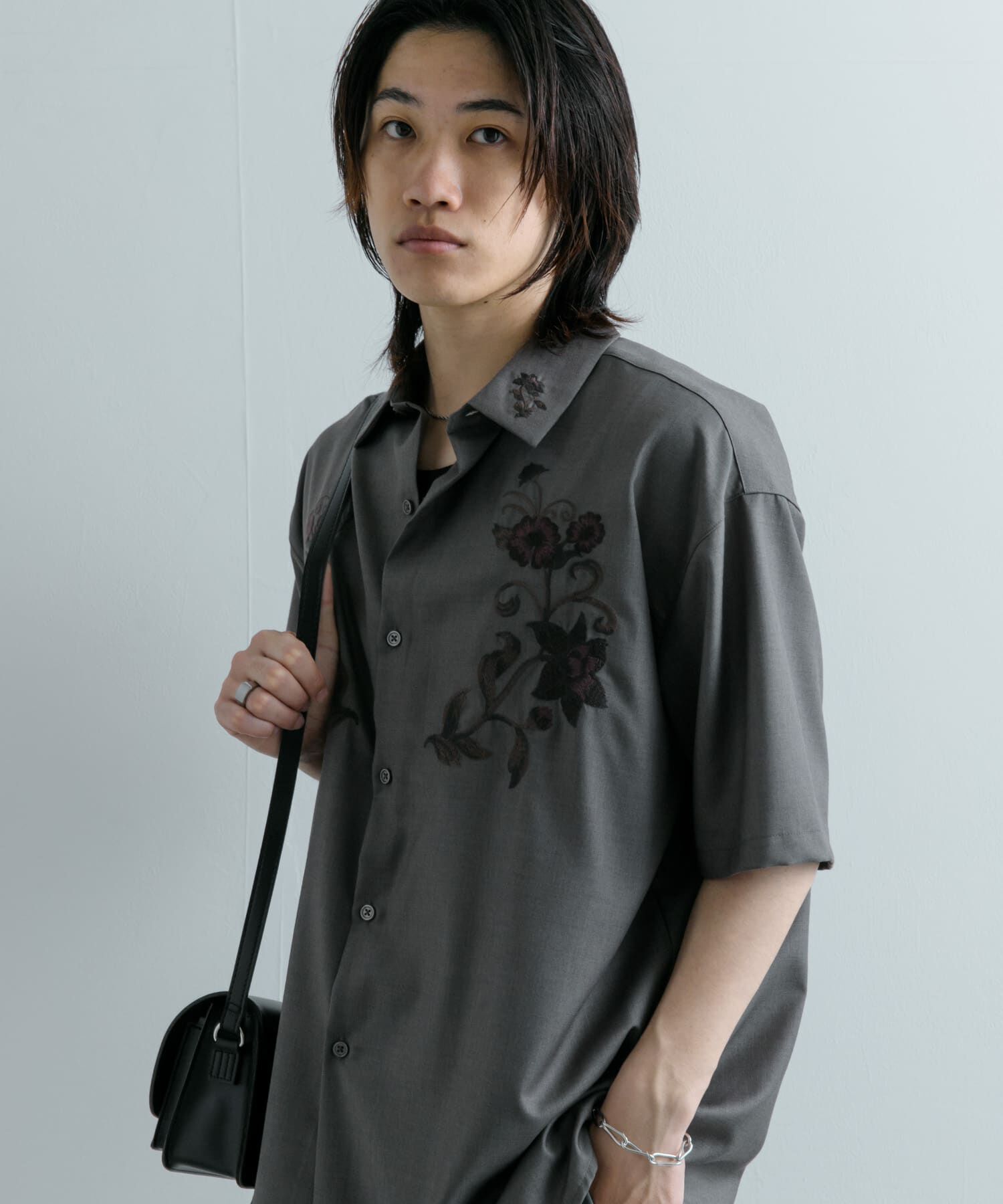 SENSE OF PLACE by URBAN RESEARCH「ボタニカルシシュウシャツ(5分袖)」|シャツ・ブラウス|