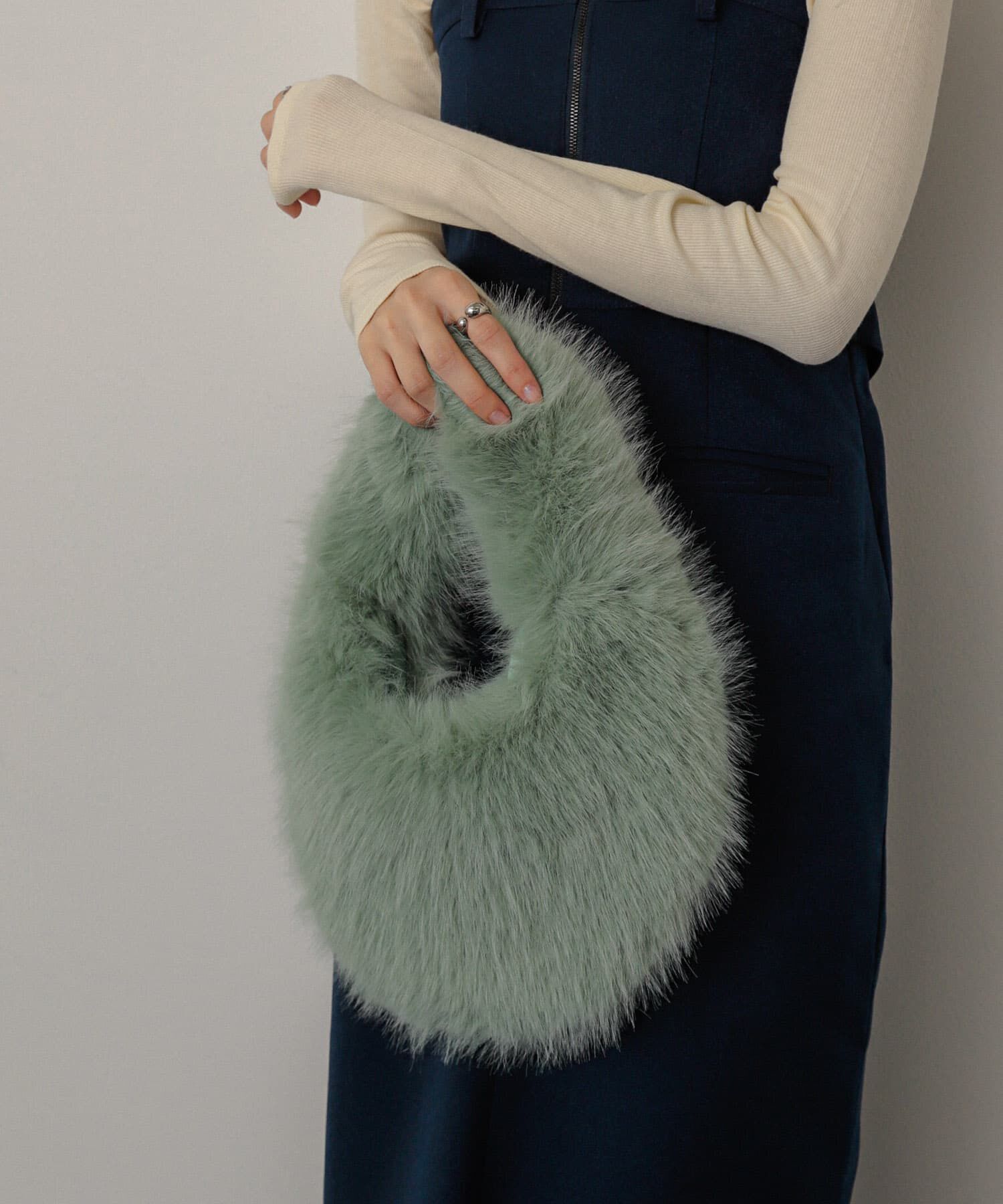 SENSE OF PLACE by URBAN RESEARCH「ファーラウンドバッグ」|ハンドバッグ|