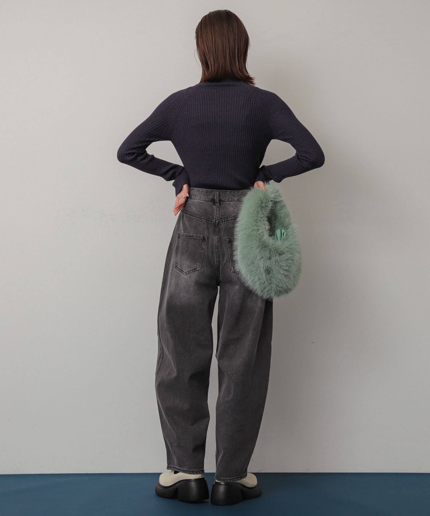 SENSE OF PLACE by URBAN RESEARCH「ファーラウンドバッグ」|ハンドバッグ|