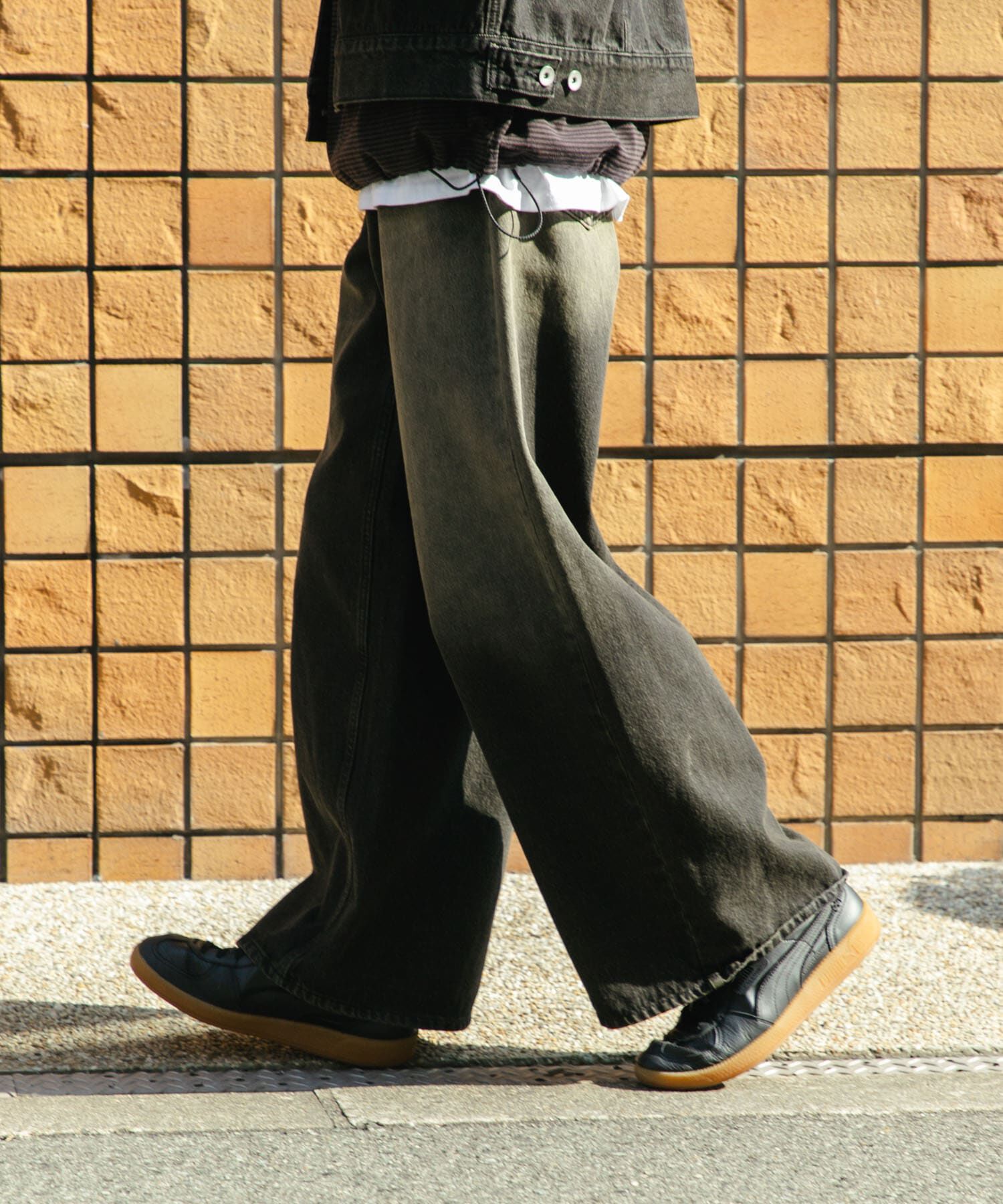 SENSE OF PLACE by URBAN RESEARCH「『ユニセックス』ヴィンテージライクデニムワイドパンツ」|デニム|