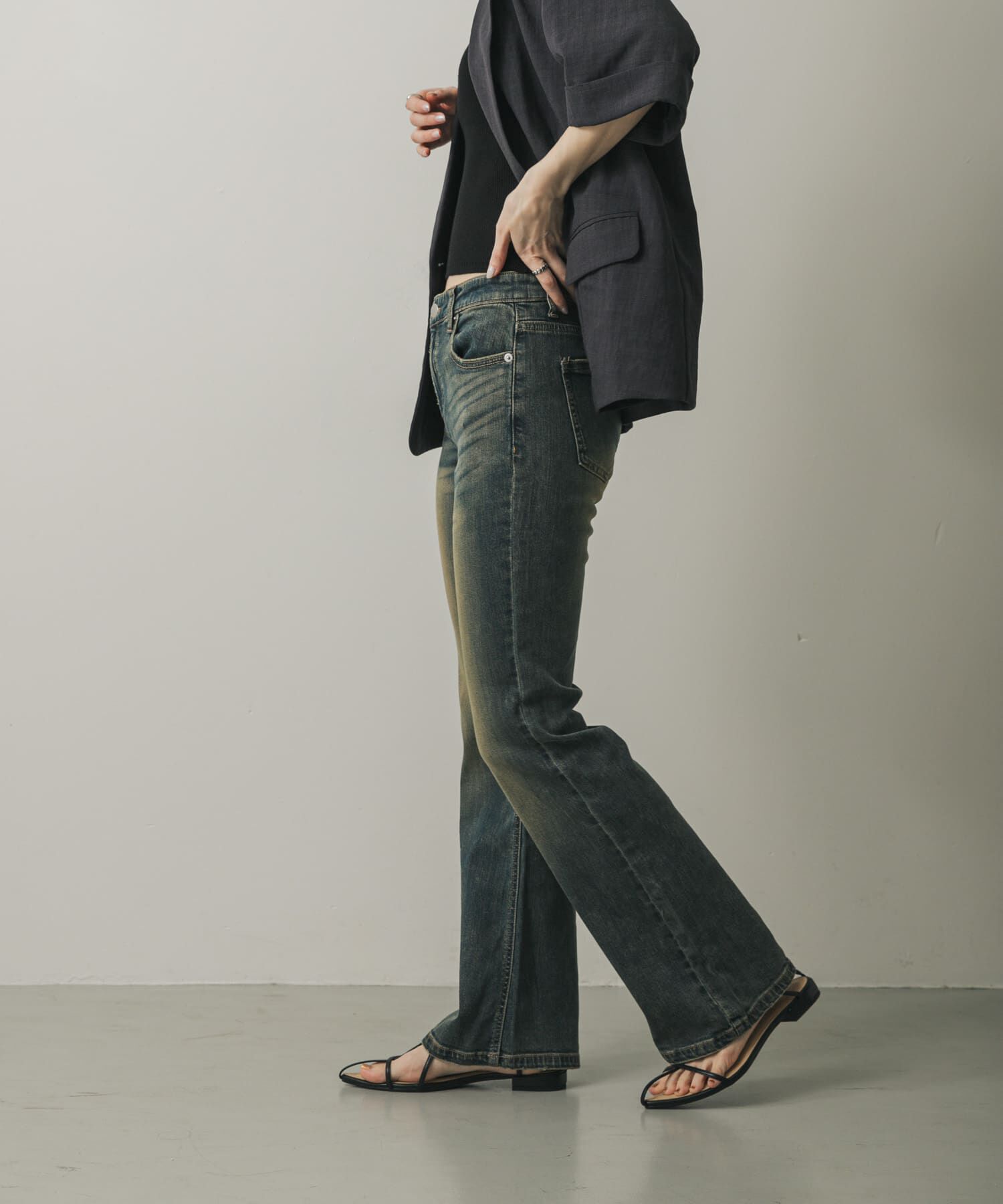 SENSE OF PLACE by URBAN RESEARCH「ローライズフレアデニムパンツ」|デニム|