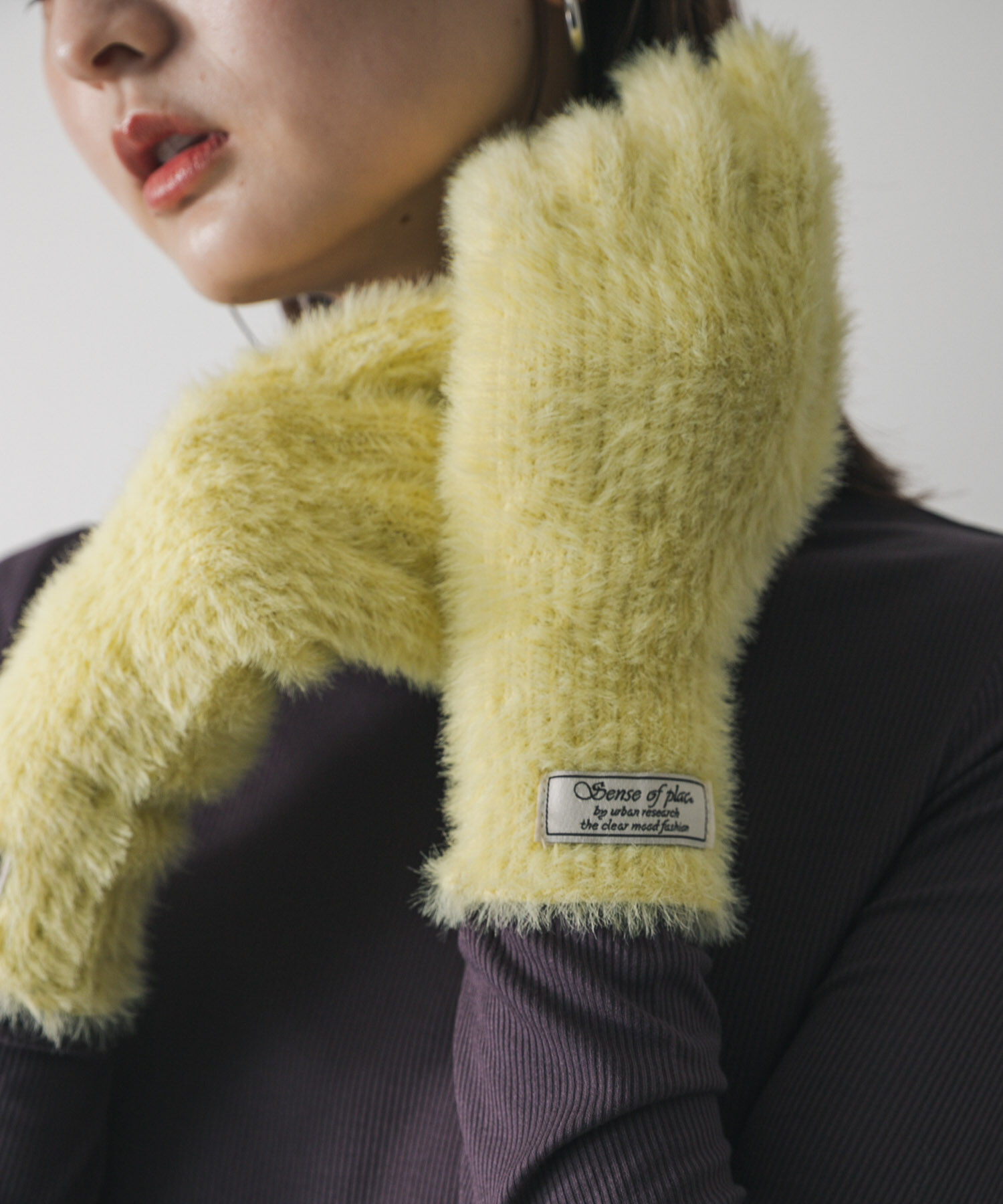 SENSE OF PLACE by URBAN RESEARCH「シャギーニットグローブ」|手袋|イエロー