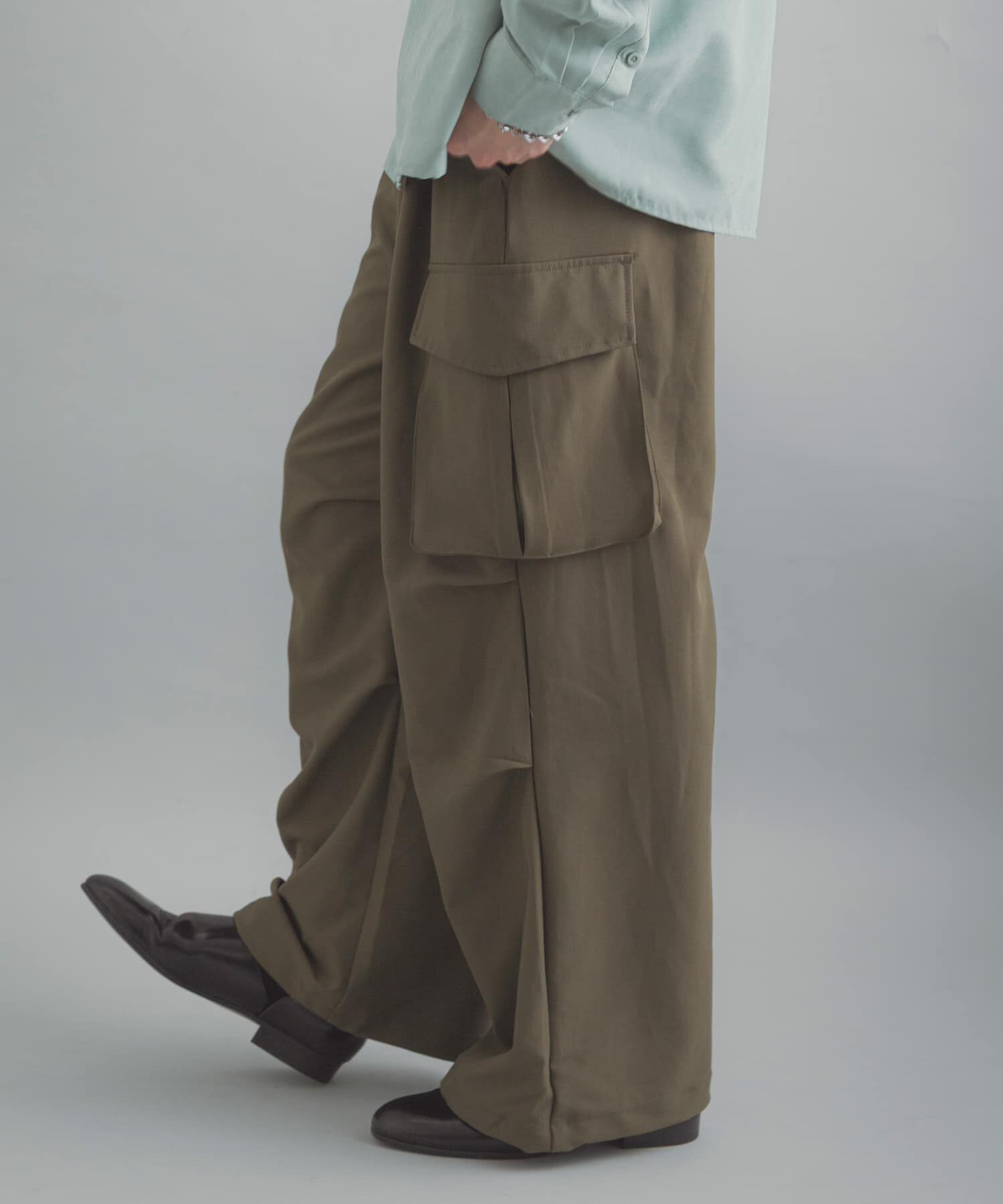 SENSE OF PLACE by URBAN RESEARCH「『ユニセックス』ワイドカーゴパンツ」|その他|