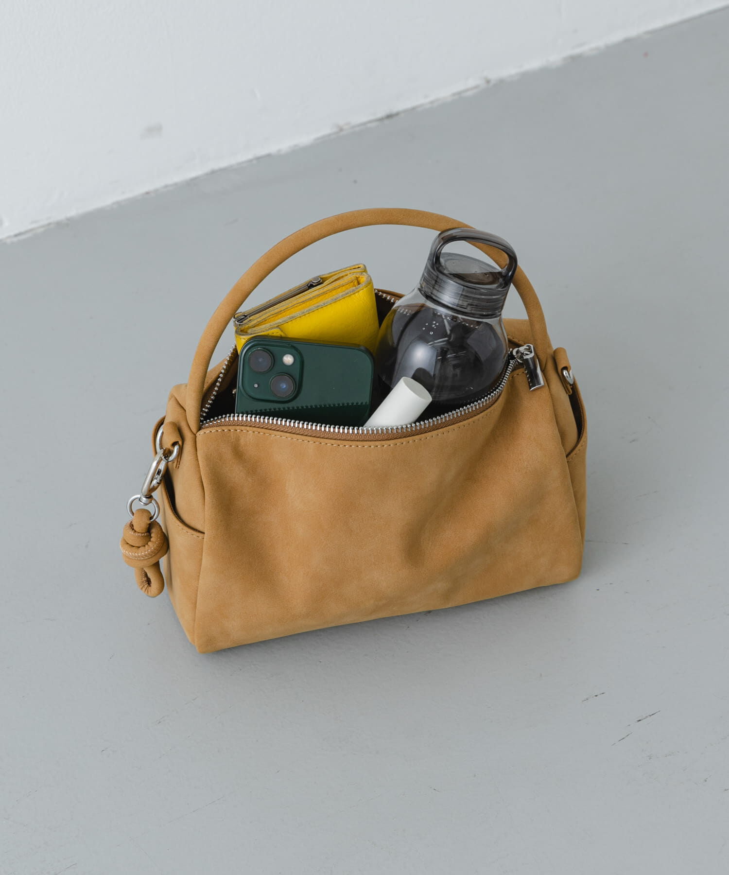 SENSE OF PLACE by URBAN RESEARCH「ラウンドスクエアソフトバッグ」|ハンドバッグ|