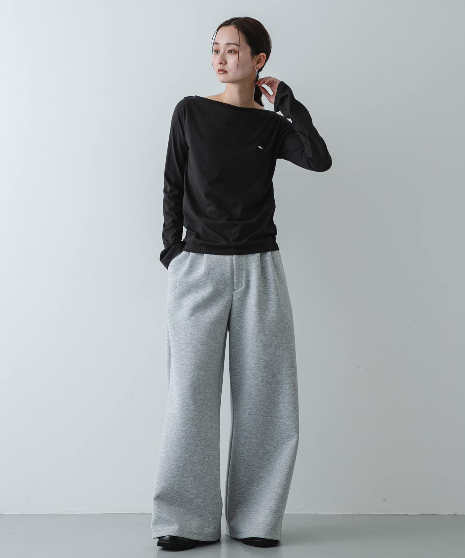 SENSE OF PLACE by URBAN RESEARCH「ストレートボートネックシアーTシャツ」|Tシャツ・カットソー|