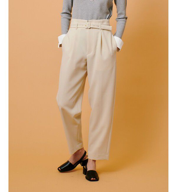 allureville「ダブルクロスベルト付タックパンツ」|チノ|ベージュ