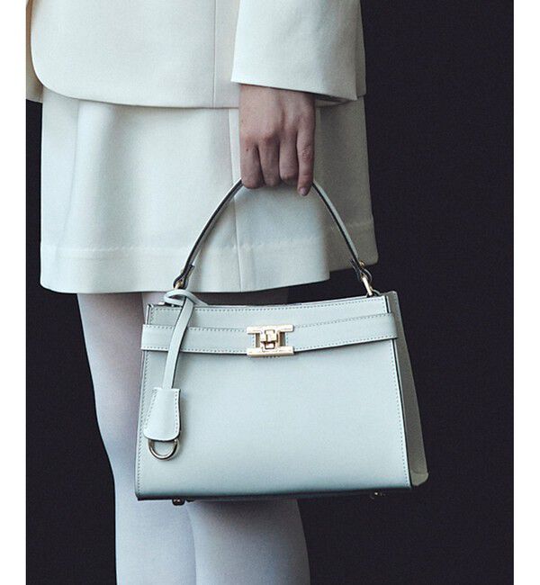 allureville「ツイストバックルスクエアショルダーバッグ」|ショルダー・メッセンジャー|アイボリー