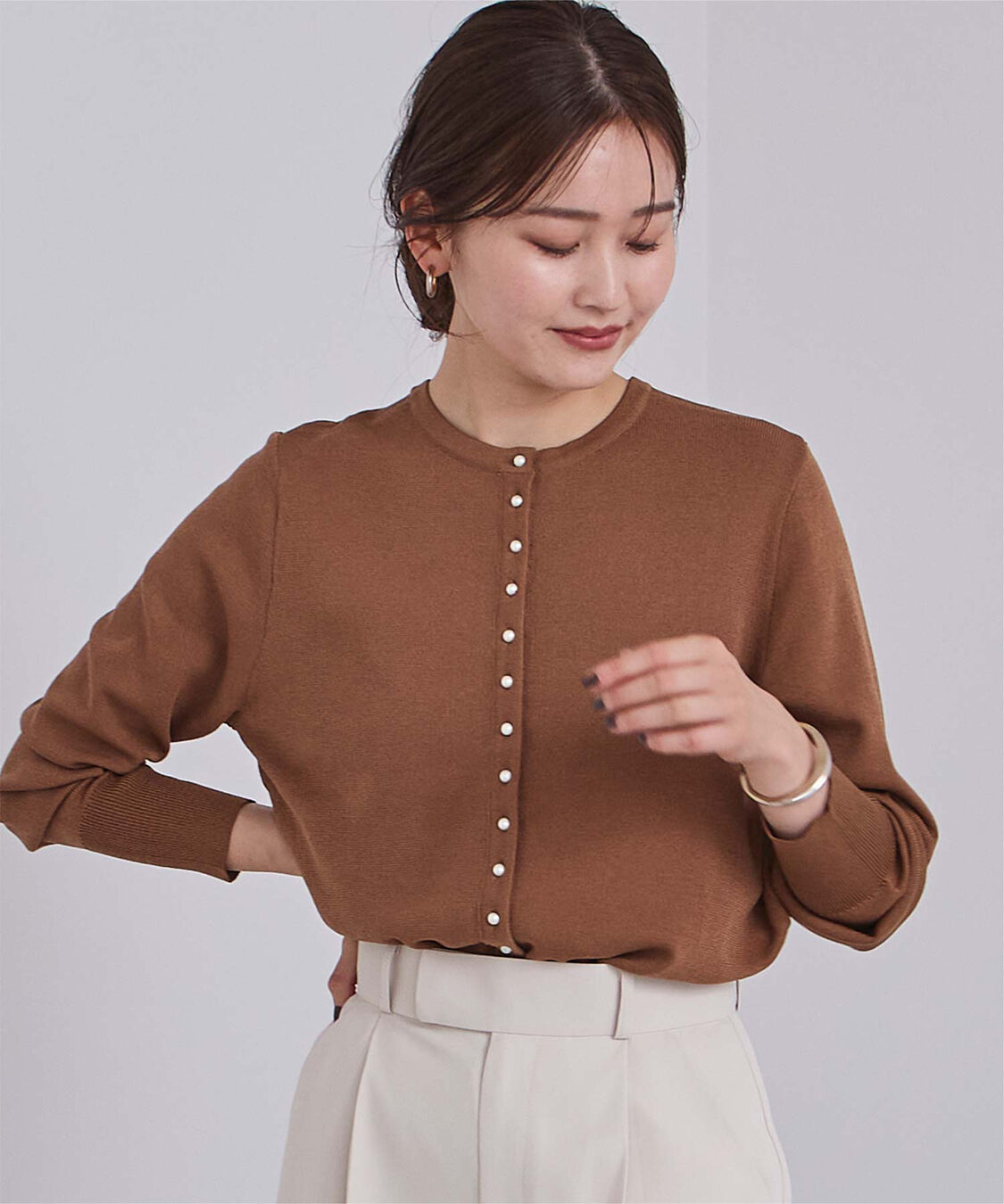 ur's「2wayパール釦ニットカーディガン」|ニット・セーター|