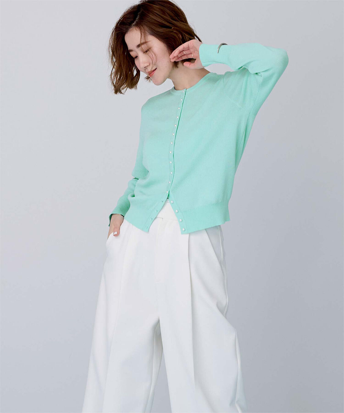 ur's「2wayパール釦ニットカーディガン」|ニット・セーター|