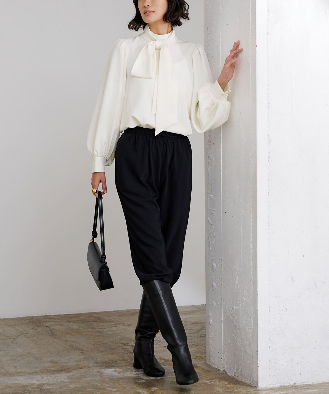 ur's「【星玲奈さんコラボアイテム】2wayボリュームスリーブボウタイブラウス」|シャツ・ブラウス|