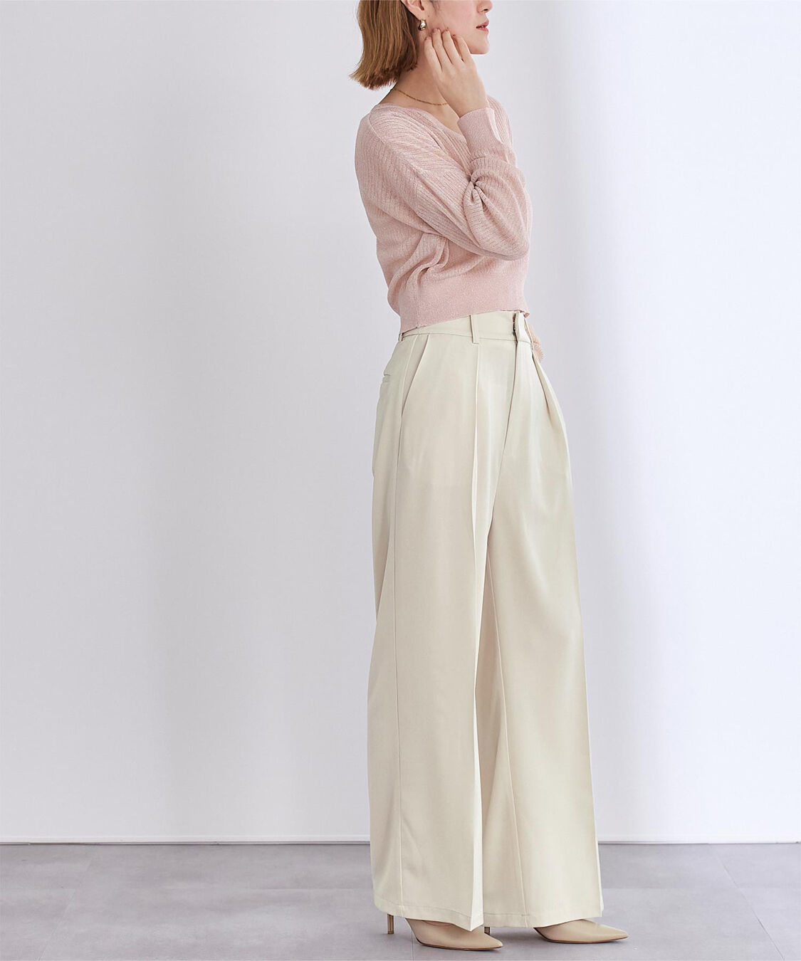 ur's「ワンタックハイウエストワイドパンツ」|スラックス|