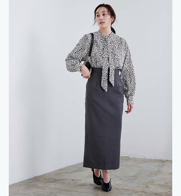 ur's「ダルメシアンプリントボウタイブラウス」|シャツ・ブラウス|ホワイト/ブラック