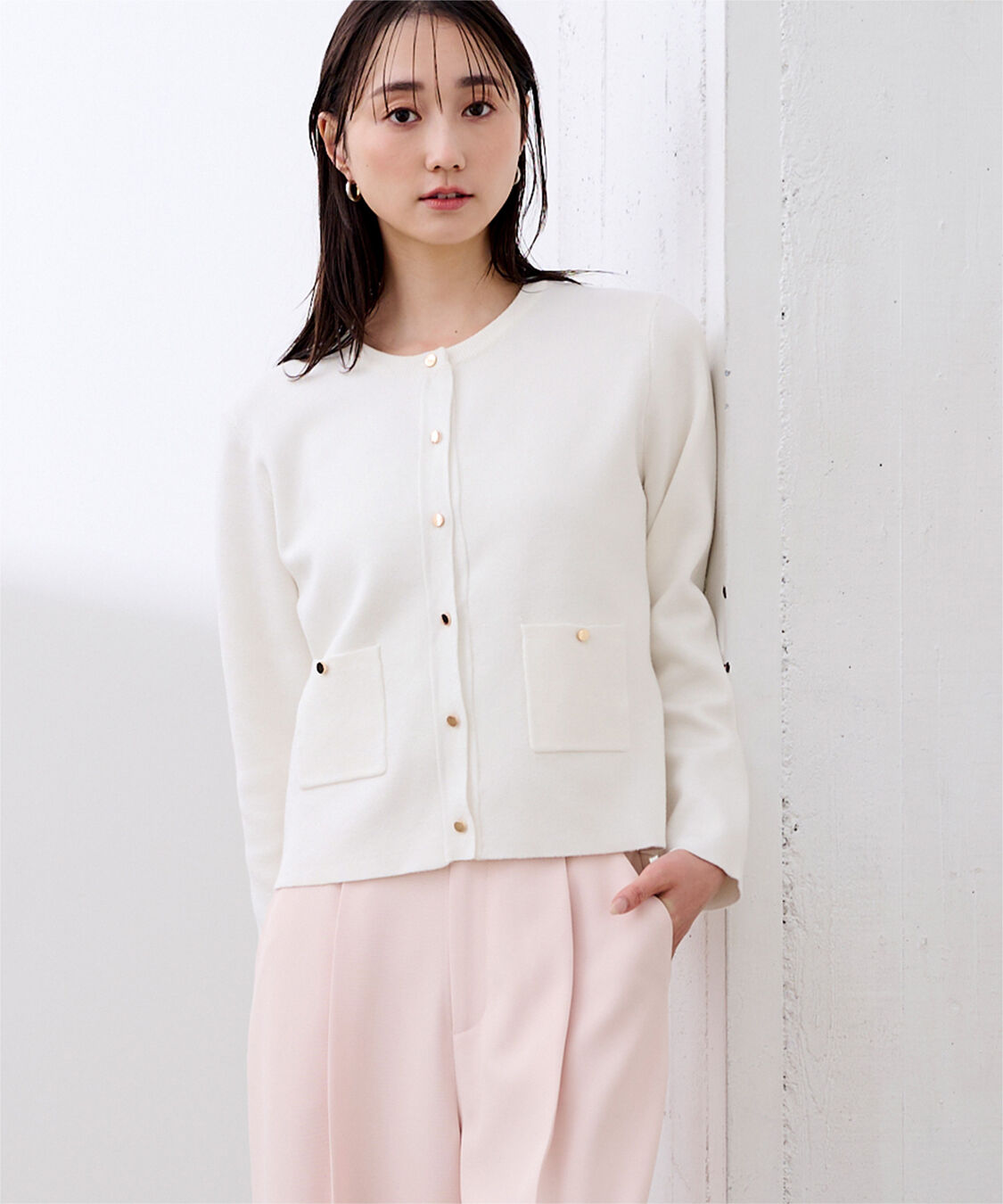 ur's「ゴールド釦ポケットデザインニットジャケット」|ニット・セーター|