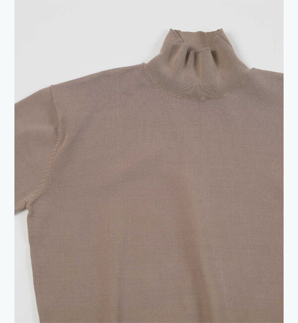 ur's「【星玲奈さんコラボアイテム】ハイネックドロップショルダーオーバーサイズニット」|ニット・セーター|