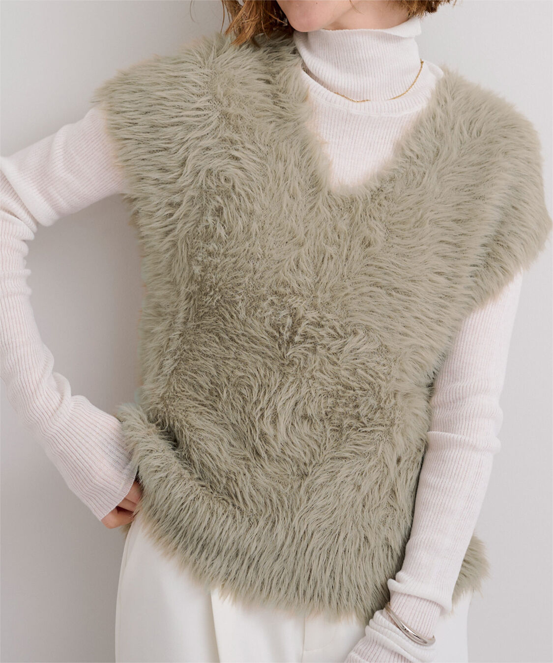 ur's「シャギーニットベスト」|ニット・セーター|