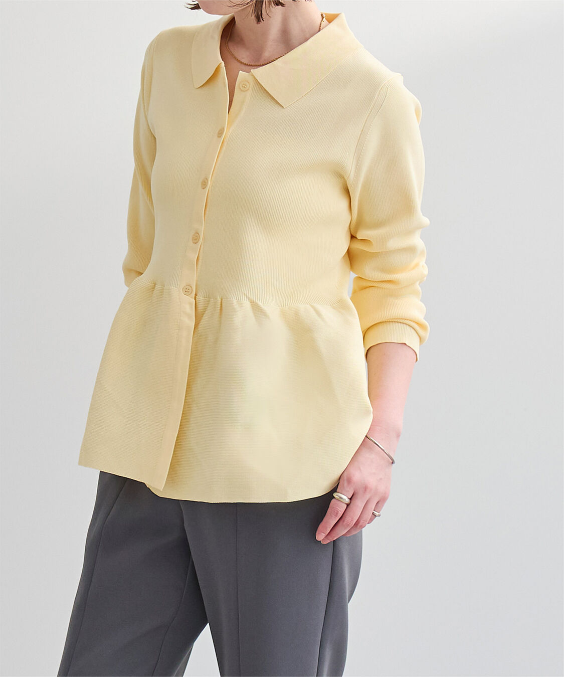 ur's「ウエストペプラムポロニットカーディガン」|ニット・セーター|イエロー