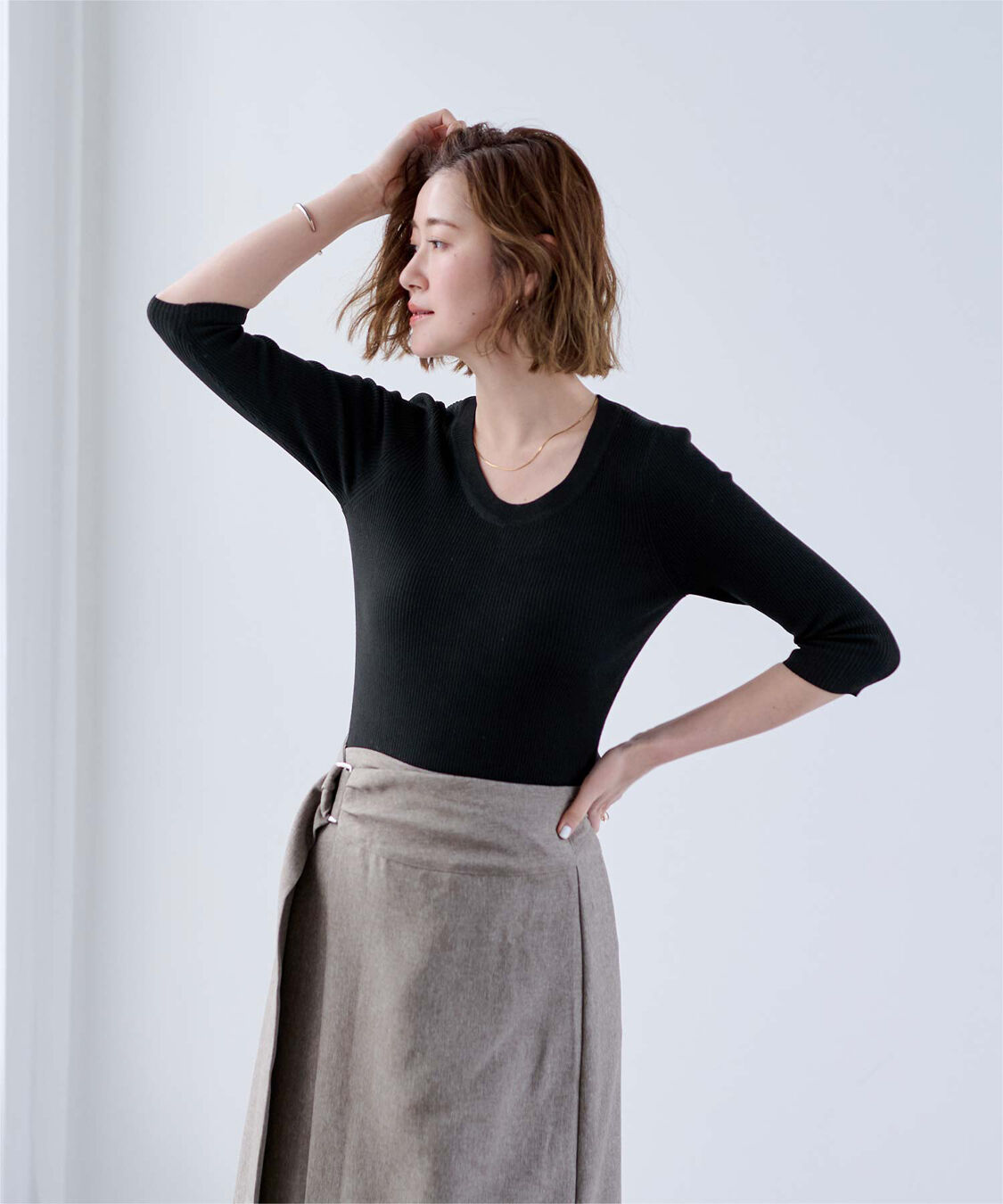 ur's「Uネックリブニット」|ニット・セーター|