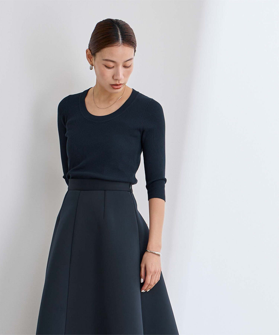 ur's「Uネックリブニット」|ニット・セーター|