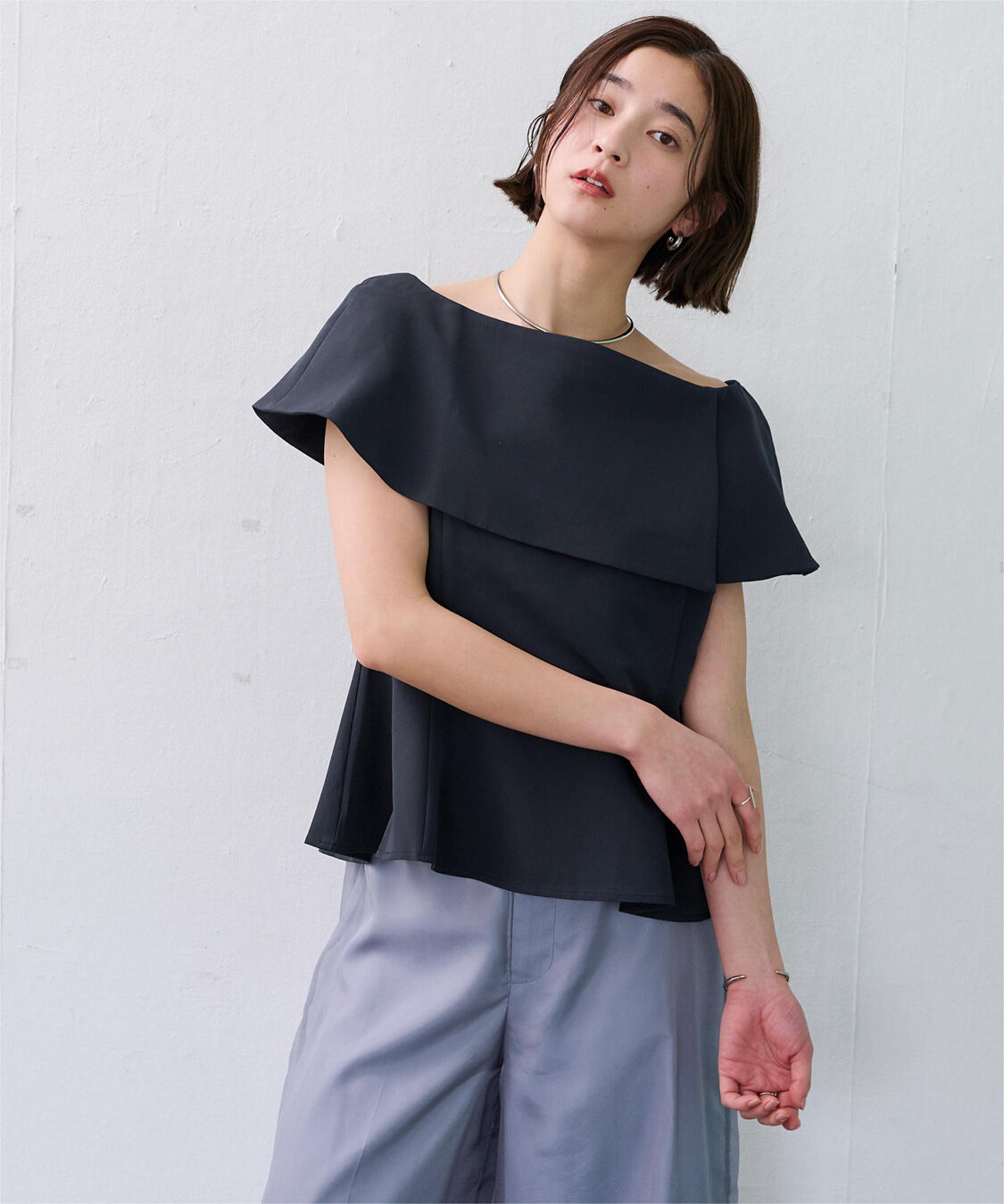ur's「ケープデザインペプラムトップス」|シャツ・ブラウス|