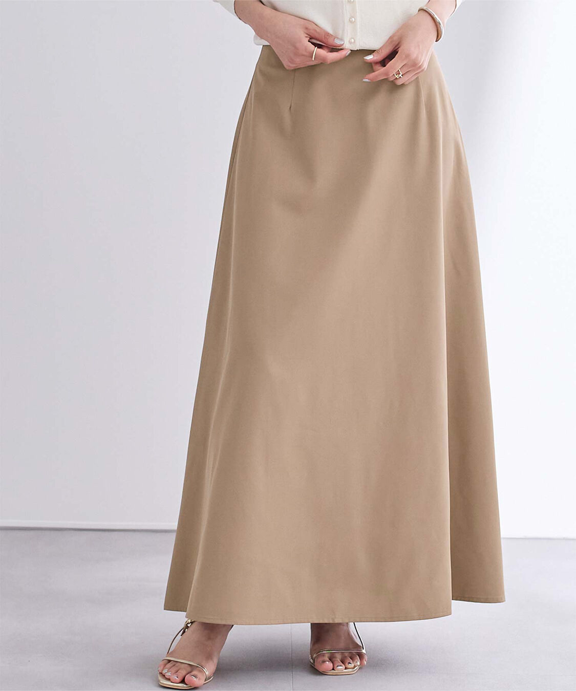 ur's「撥水フレアドレープスカート」|スカート|