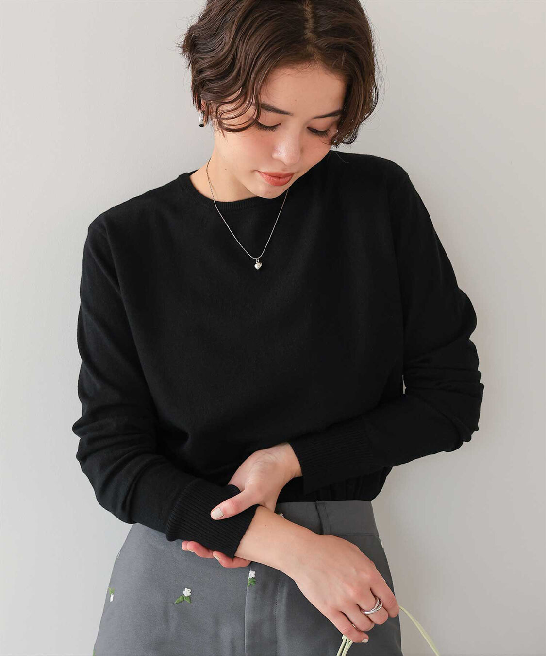 titivate「なめらか手触りカシミヤタッチクルーネックニット」|ニット・セーター|ブラック