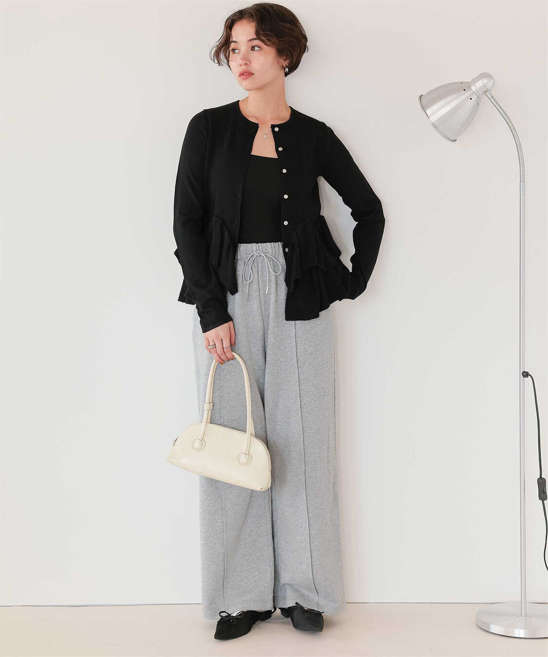 titivate「フリルヘムニットカーディガン」|ニット・セーター|