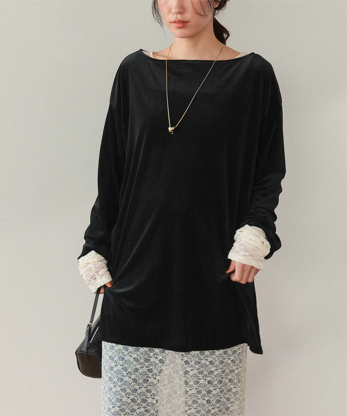 titivate「シアーベロアオーバーサイズロングTシャツ」|Tシャツ・カットソー|ブラック