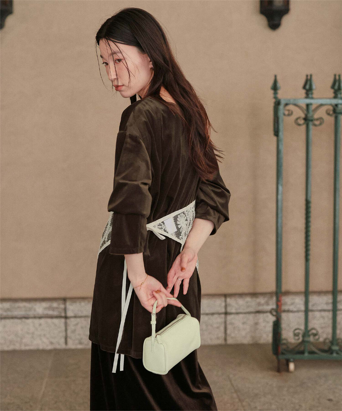 titivate「シアーベロアオーバーサイズロングTシャツ」|Tシャツ・カットソー|