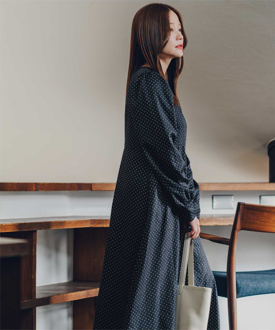 titivate「【高山直子さんコラボアイテム】ボリュームギャザースリーブフレアワンピース」|ワンピース|