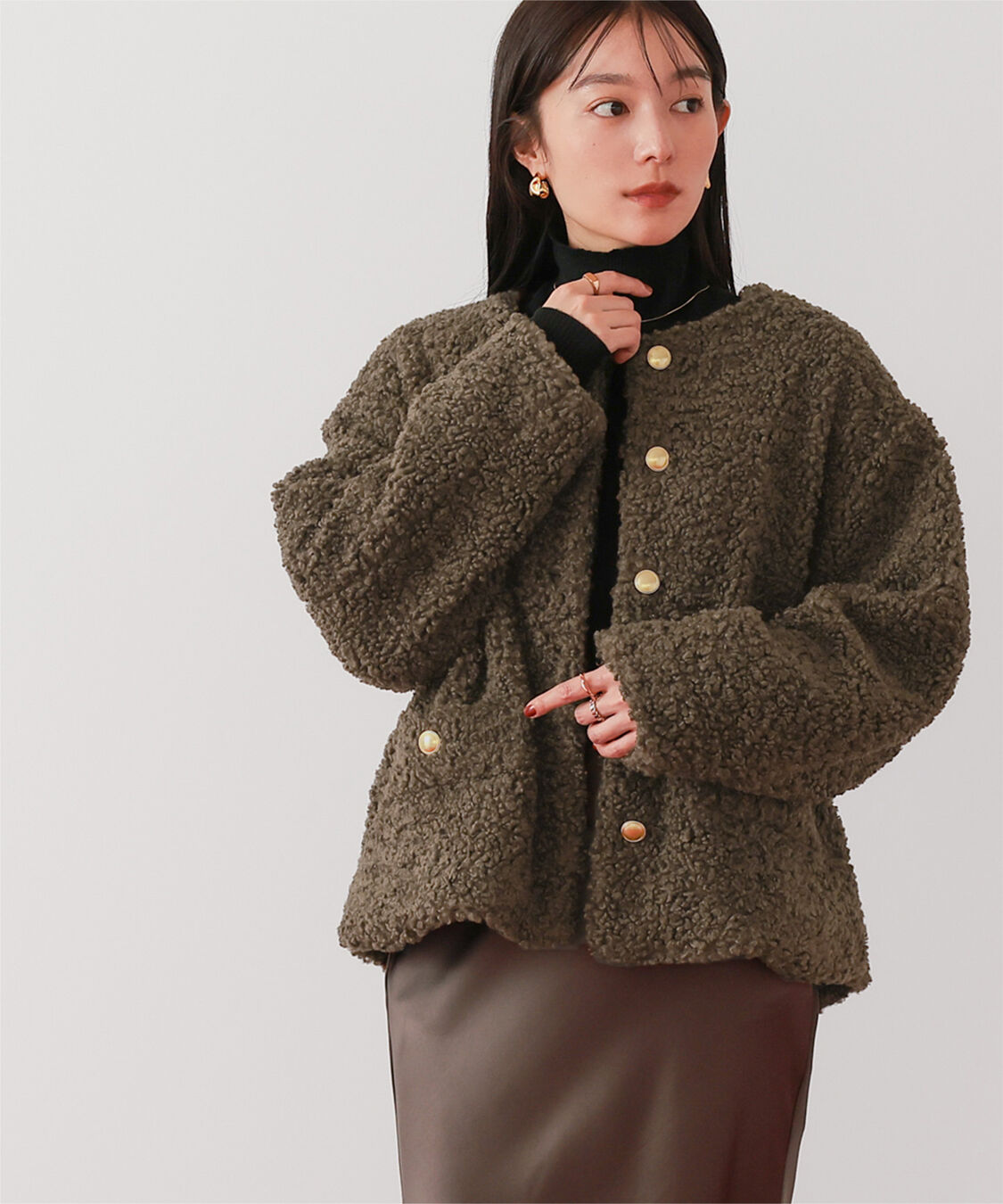 ur's「ボアノーカラーゴールド釦ジャケット」|ノーカラージャケット|