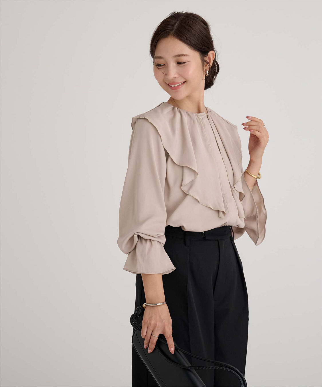 ur's「フリルカラーキャンディスリーブブラウス」|シャツ・ブラウス|