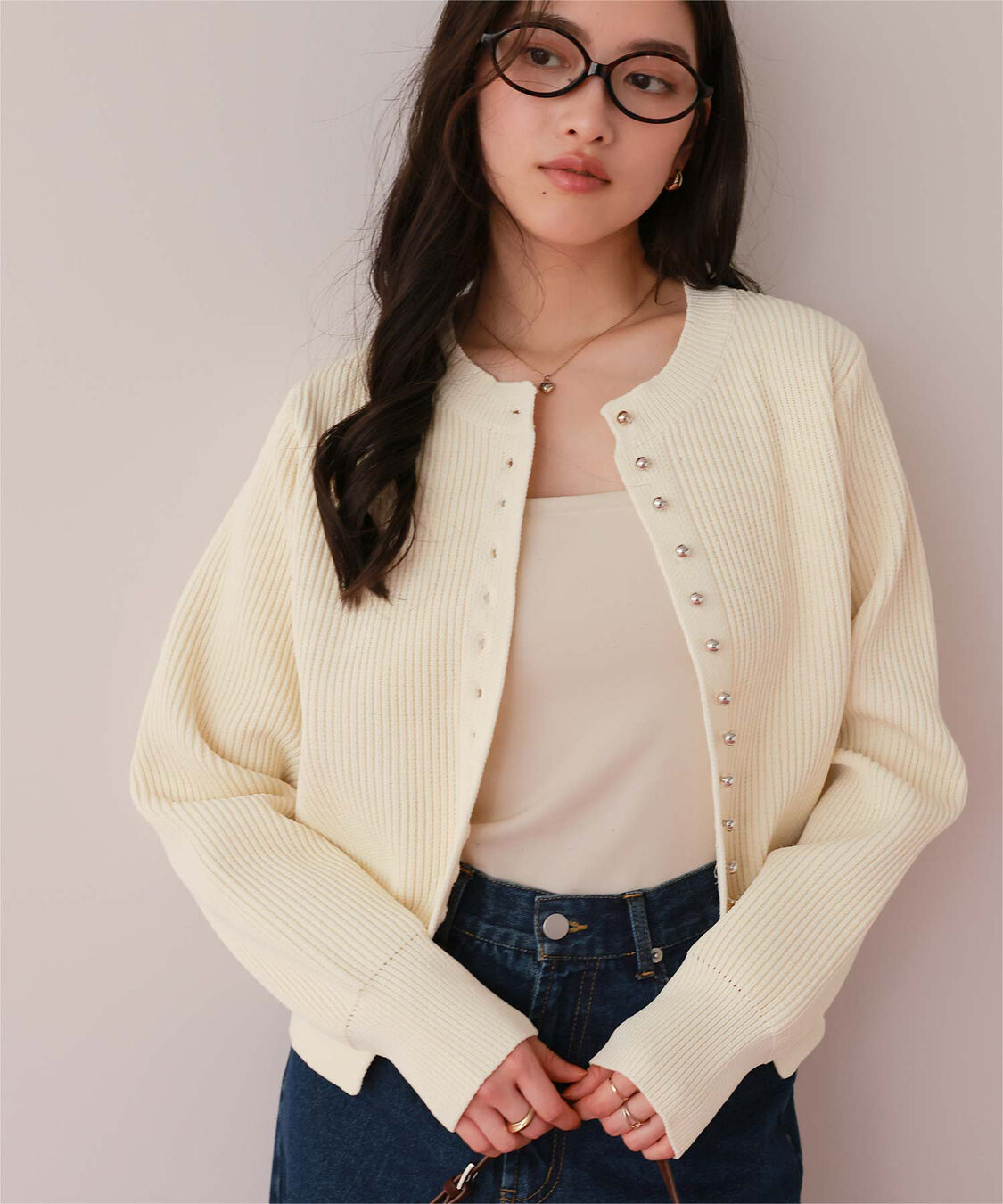 titivate「ミニシルバー釦デザインニットカーディガン」|ニット・セーター|アイボリー