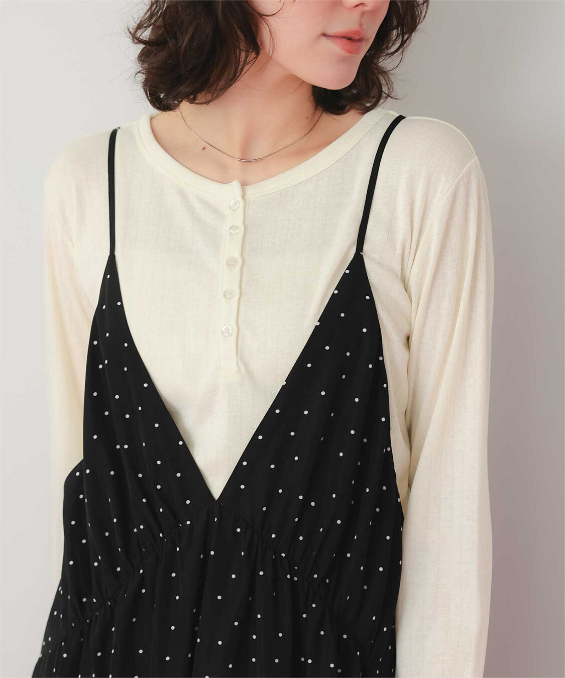 titivate「コンパクトヘンリーネックロングスリーブトップス」|Tシャツ・カットソー|アイボリー