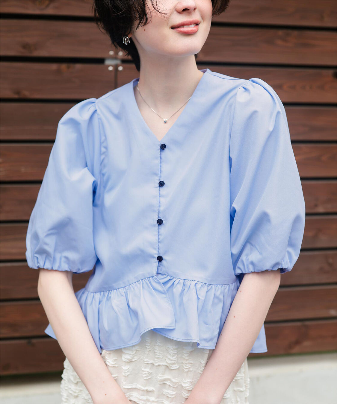 titivate「ペプラムギャザーパフスリーブブラウス」|シャツ・ブラウス|ブルー