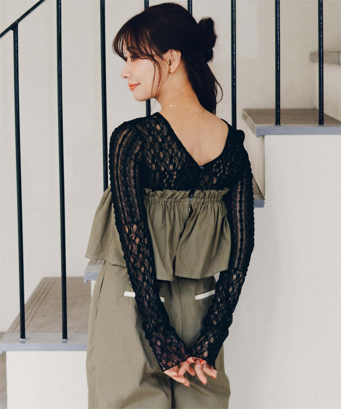 titivate「【赤埴奈津子さんコラボアイテム】前後2way切替デザインレーストップス」|Tシャツ・カットソー|