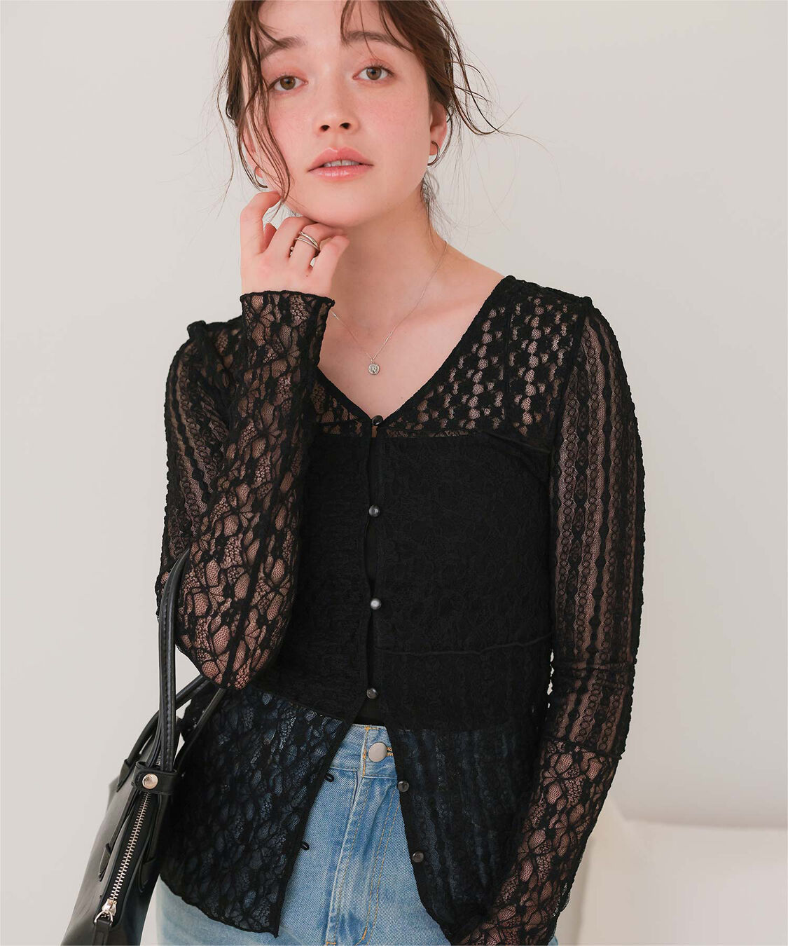 titivate「【赤埴奈津子さんコラボアイテム】前後2way切替デザインレーストップス」|Tシャツ・カットソー|