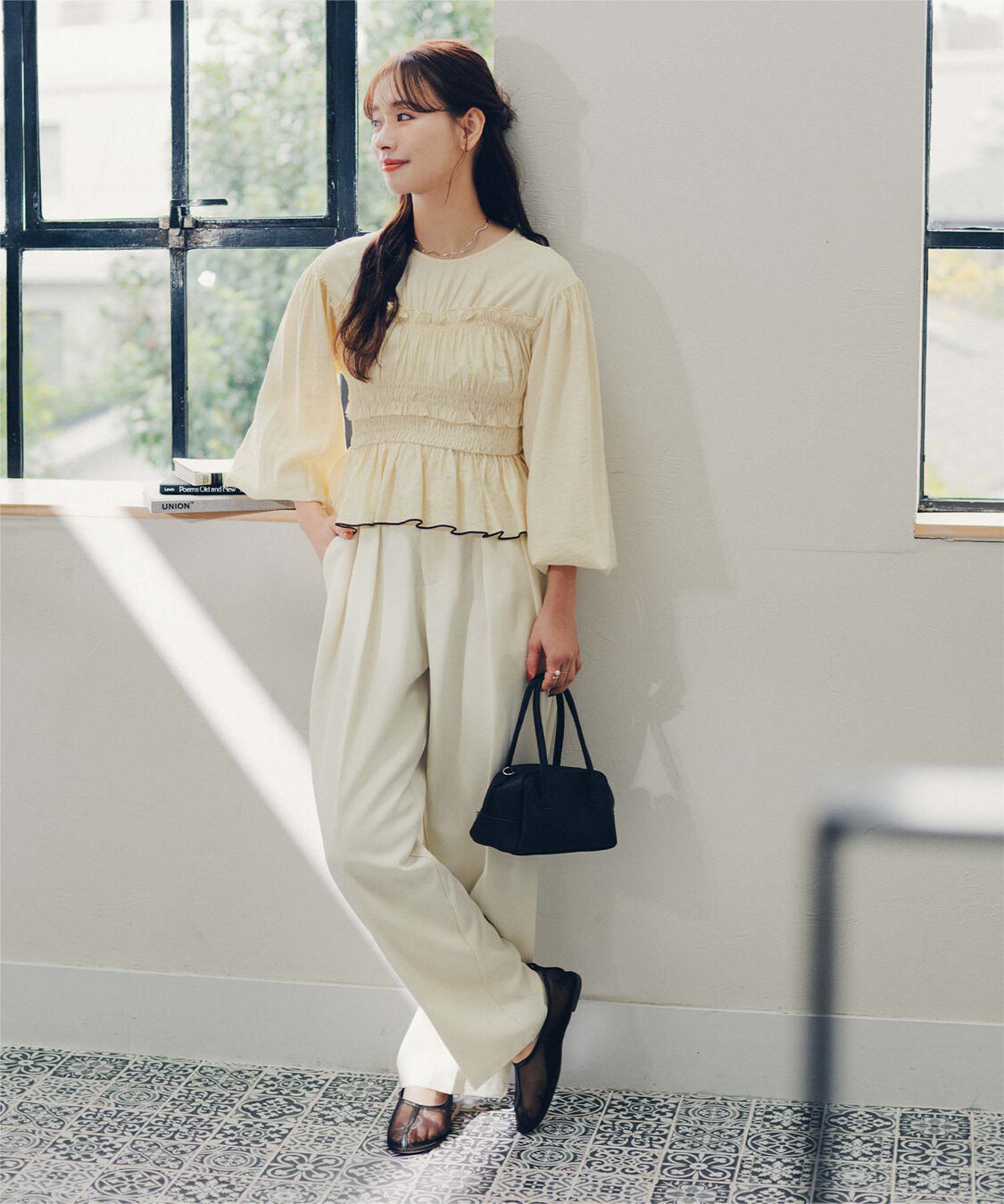 titivate「【赤埴奈津子さんコラボアイテム】シャーリングデザイントップス」|シャツ・ブラウス|