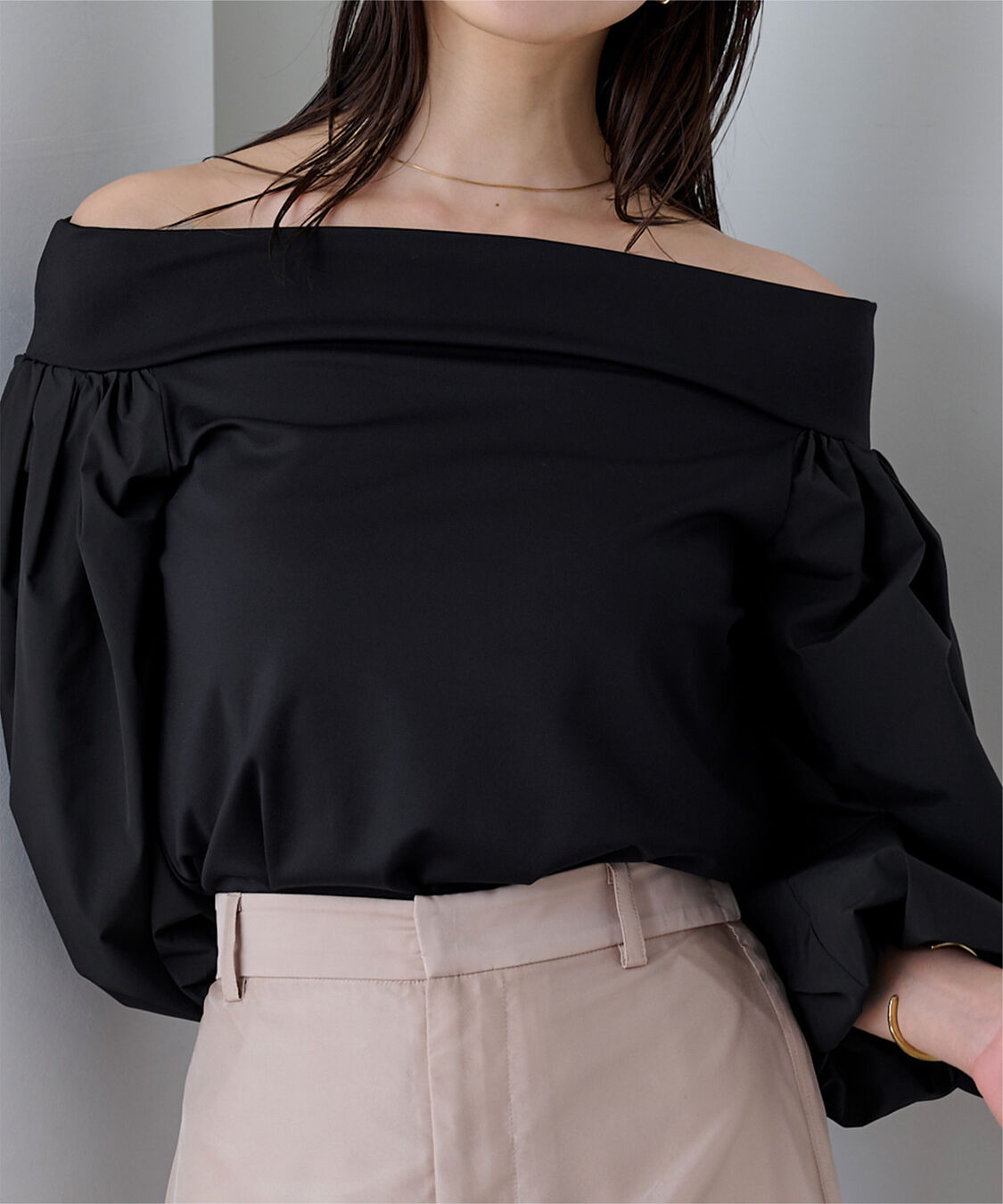 ur's「バルーンスリーブオフショルブラウス」|シャツ・ブラウス|