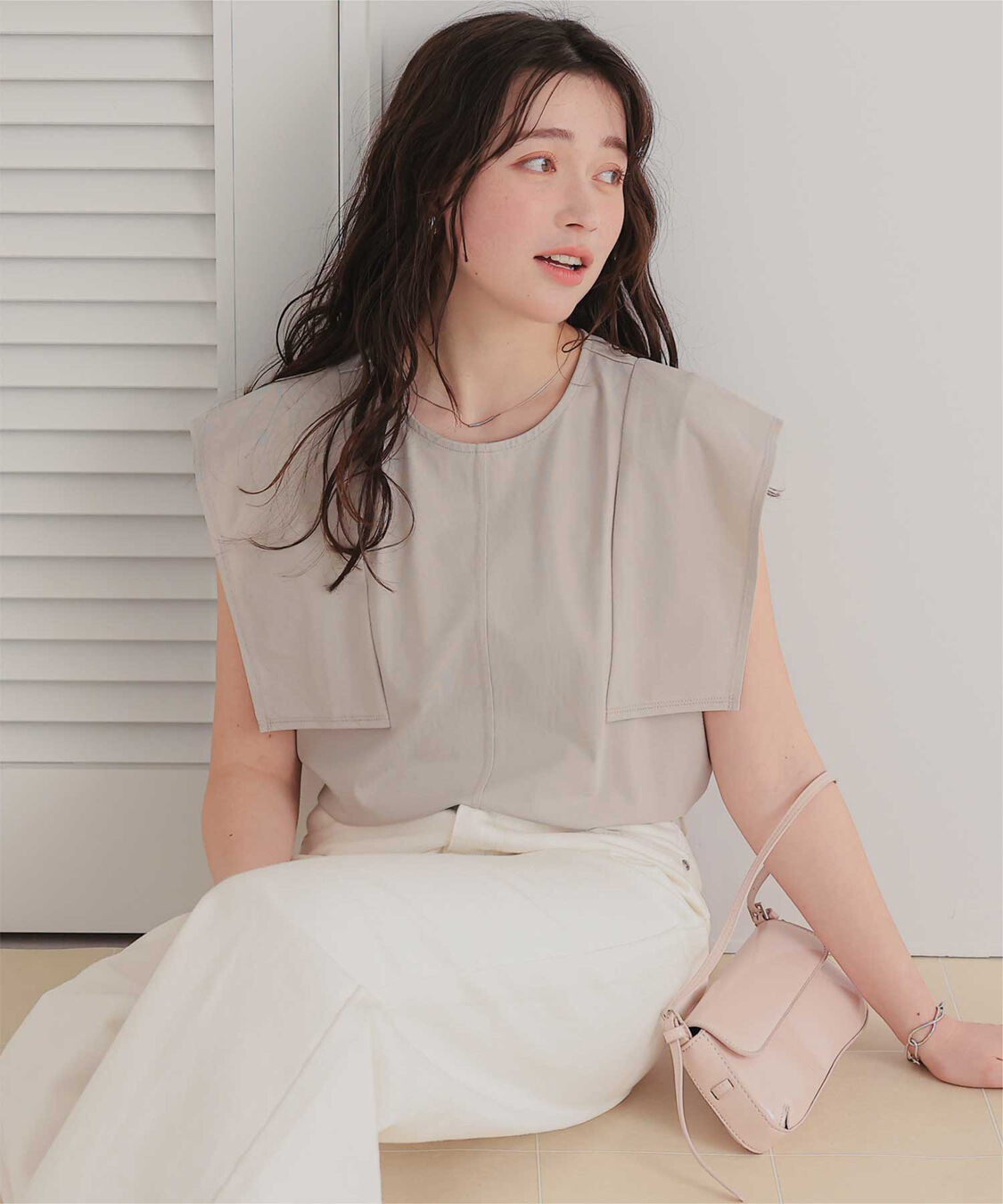 titivate「【サステナブル】スクエアスリーブカットソートップス」|Tシャツ・カットソー|グレージュ