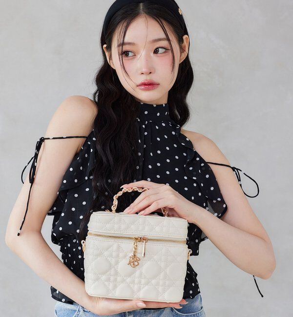  「チャーム付きキルティングバニティバッグ」|ショルダー・メッセンジャー|