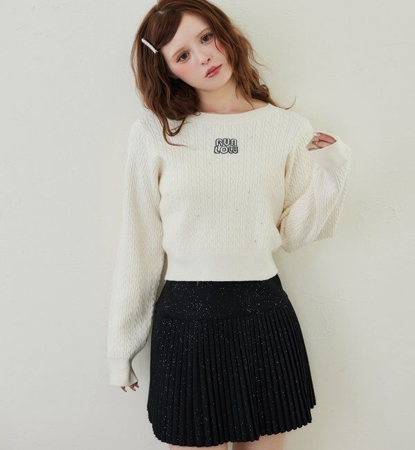  「キラキラ付ロゴ刺繍ケーブルニット」|ニット・セーター|
