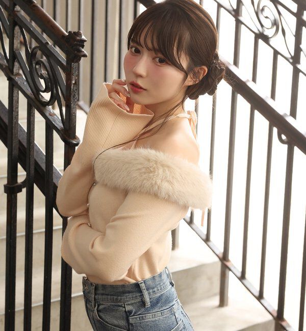  「キラキラボタンファーオフショルニット」|ニット・セーター|