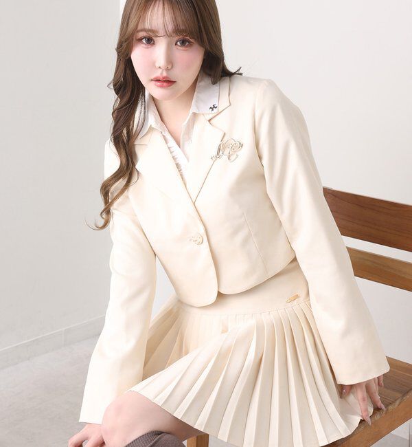  「ブローチ付きショートテーラージャケット/WEB限定リバイバル」|テーラードジャケット|