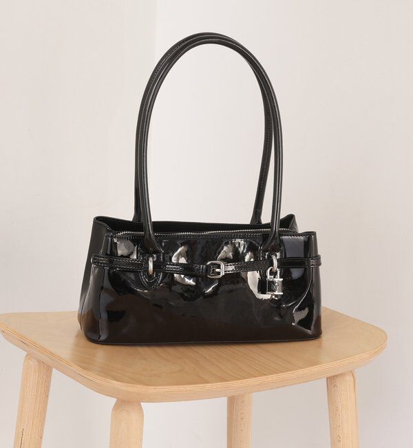  「ベルト付きエナメルバッグ」|ショルダー・メッセンジャー|ブラック