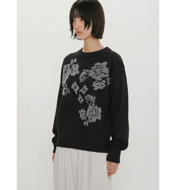 MIDIUMISOLID「MIDIUMISOLID for Ladies フラワージャカードプルオーバー」|ニット・セーター|黒&times;オフホワイト