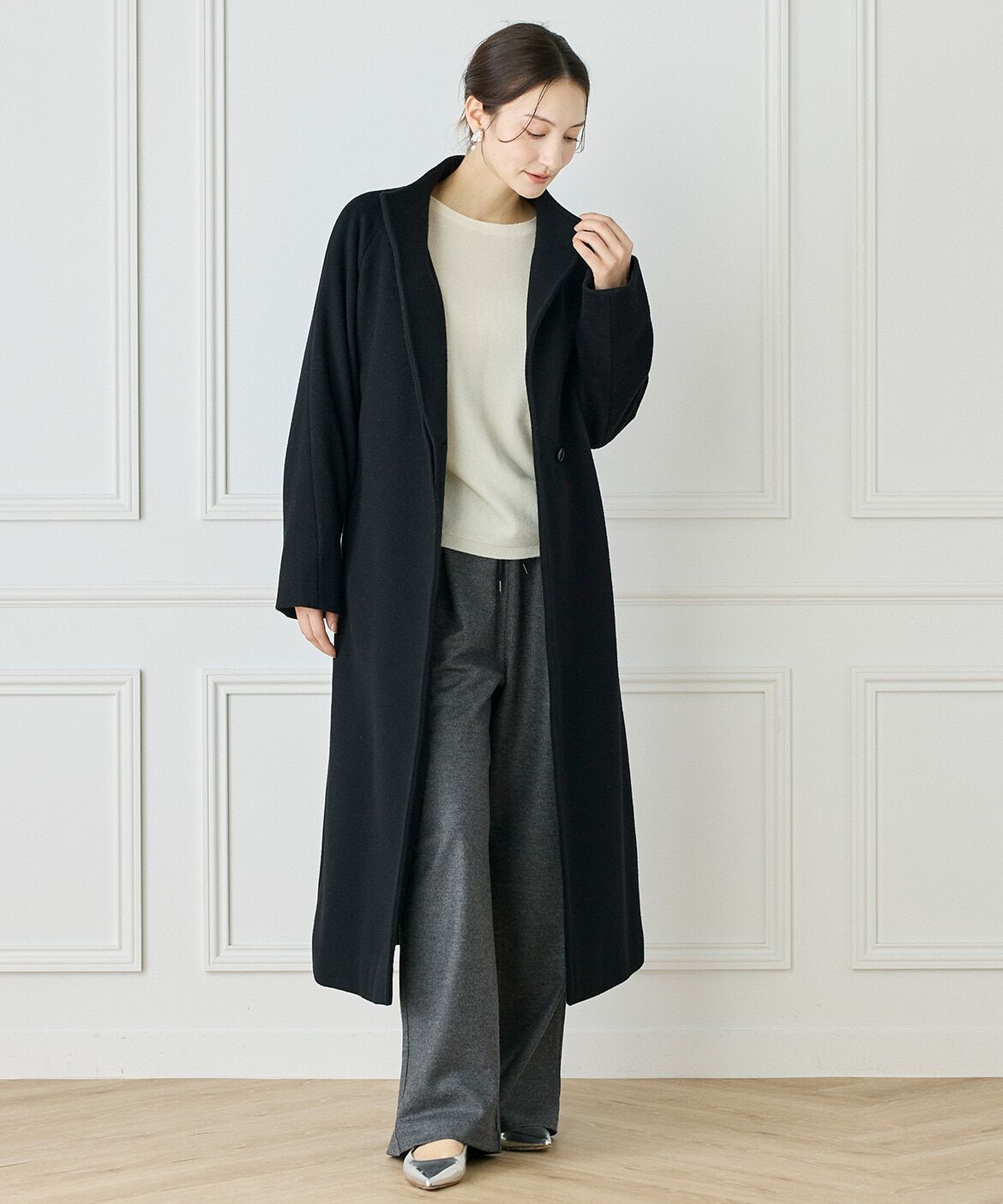 INED「スタンドカラーラグランスリーブコート」|ステンカラーコート|