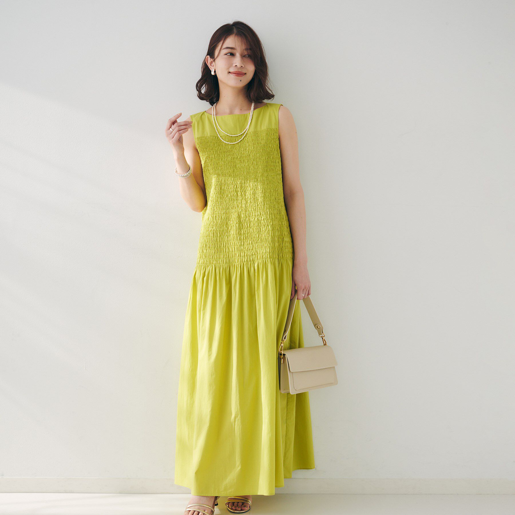 UNTITLED「【コットン100/夏ワンピ/ナロー】シャーリングワンピース」|ワンピース|グリーン(025)